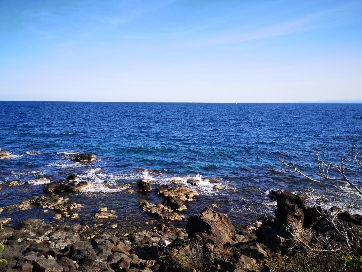 La Lampara Apartment Aci Castello Exterior foto